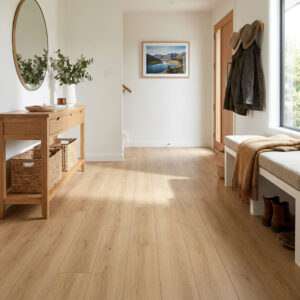Aqua-Block Rotorua Oak Stepcasa lamiante flooring 85311 captures the quiet elegance of light-toned oak with a surface that feels both natural and delicately refined.
